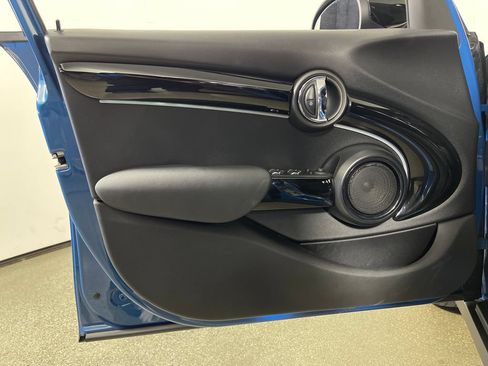 Used 2023 MINI Cooper S FWD image 19