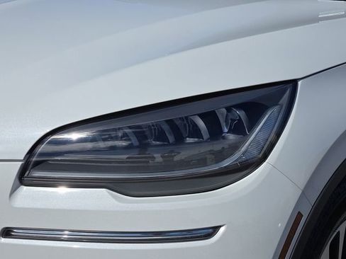 Used 2023 Lincoln Aviator Reserve w/ Equipment Group 201A image 8