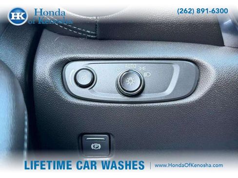 Used 2022 Chevrolet Blazer LT image 17