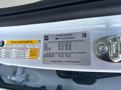 Certified 2026 Cadillac Escalade Platinum Sport w/ LPO, ONYX Package AWD/4WD image 39