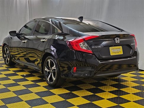 Used 2016 Honda Civic Touring image 5