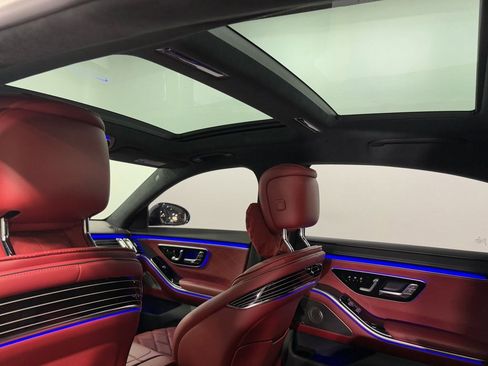 Used 2023 Mercedes-Benz S 580 4MATIC Sedan w/ AMG Line image 26