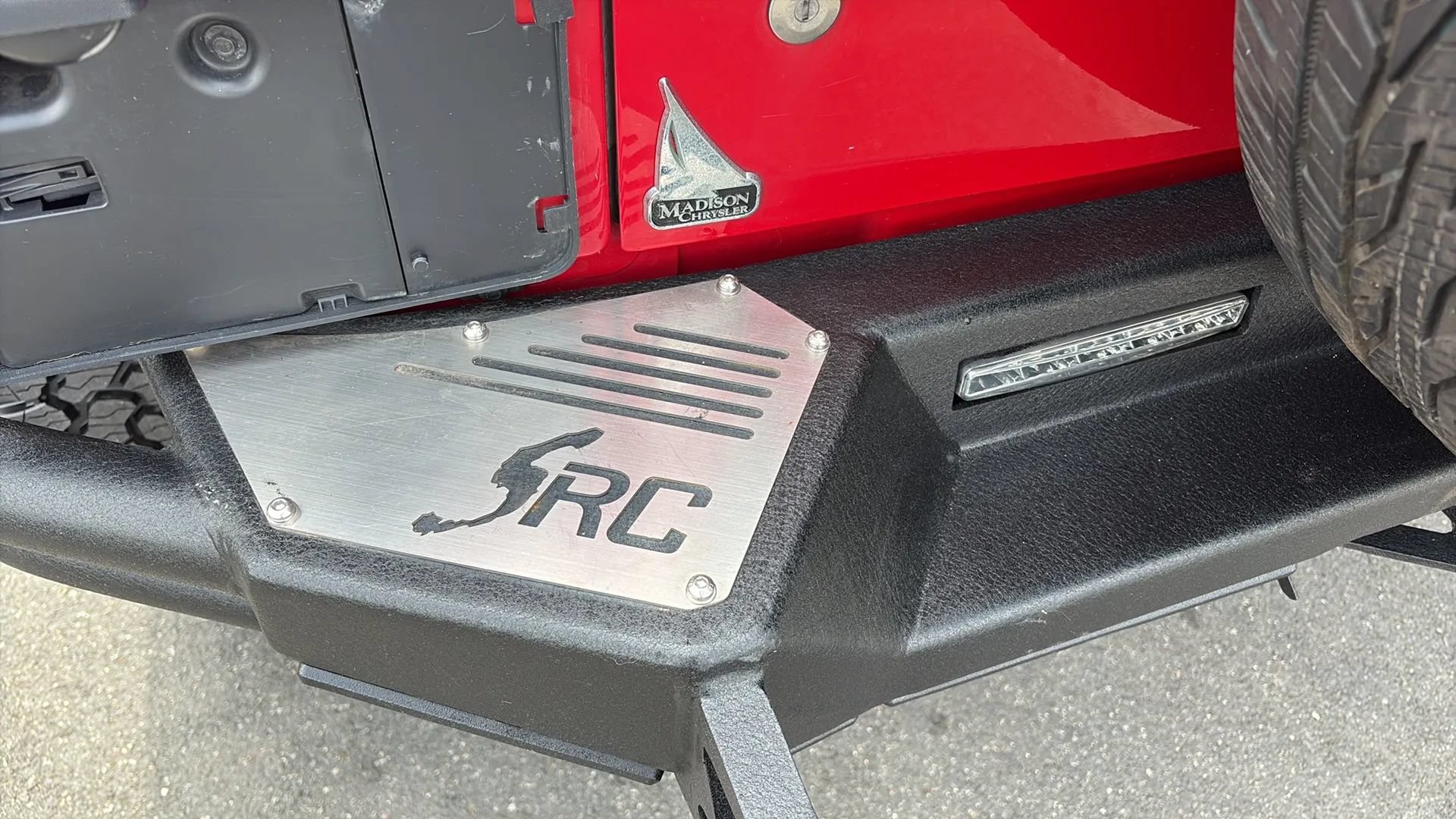 Used 2014 Jeep Wrangler Sport w/ Connectivity Group AWD/4WD image 12