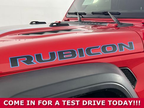 Used 2024 Jeep Wrangler Rubicon w/ Safety Group image 32