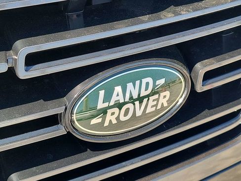New 2026 Land Rover Range Rover Long Wheelbase SE AWD/4WD image 10