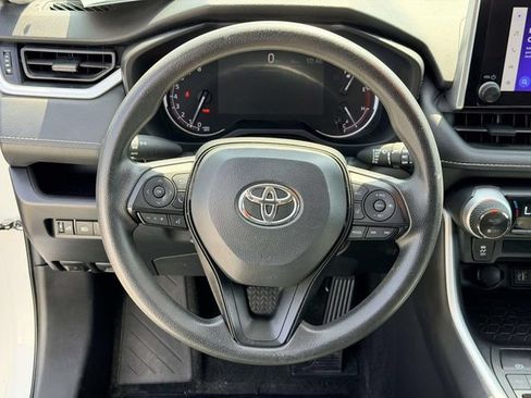 Used 2024 Toyota RAV4 XLE FWD image 18