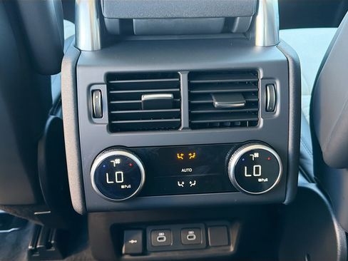 New 2026 Land Rover Discovery Limited Edition image 21