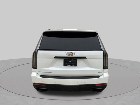 Used 2025 Cadillac Escalade Sport w/ Touring Package AWD/4WD image 11