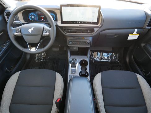 Used 2025 Ford Bronco Sport Big Bend w/ Convenience Package image 10