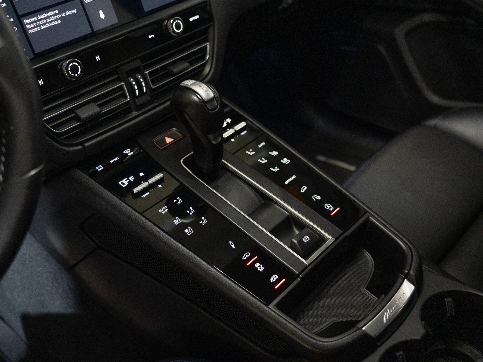 Used 2024 Porsche Macan GTS AWD/4WD image 22