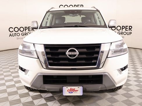 Used 2023 Nissan Armada Platinum w/ Captain's Chairs Package image 10