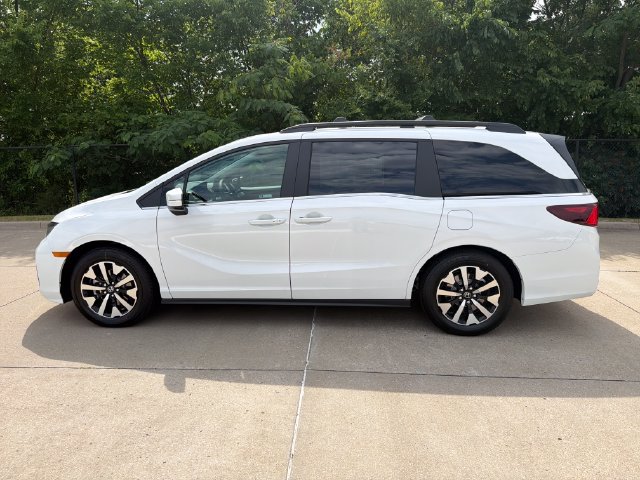 New 2026 Honda Odyssey EX-L image 2