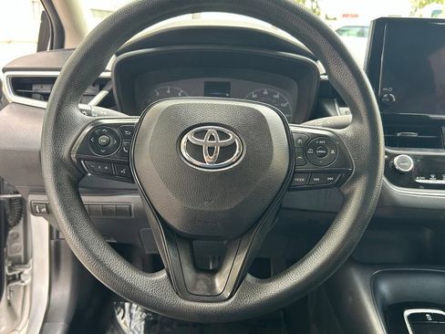 Used 2023 Toyota Corolla LE FWD image 16