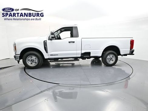 Used 2026 Ford F250 XL w/ XL Chrome Package RWD image 4