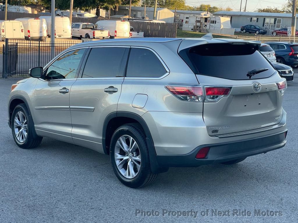Used 2015 Toyota Highlander XLE AWD/4WD image 5