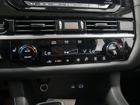 New 2025 Nissan Pathfinder SV w/ Cargo Package image 24