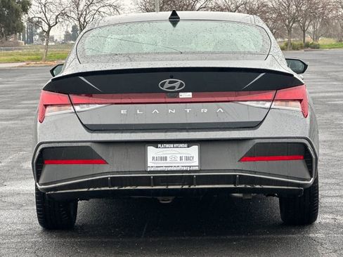 New 2025 Hyundai Elantra Sport image 5