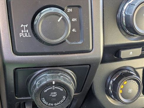 Used 2017 Ford F150 XLT w/ Equipment Group 302A Luxury image 12