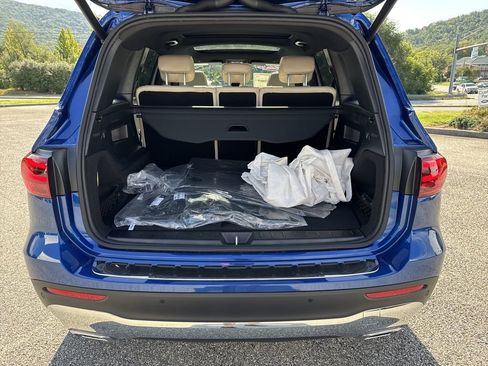 New 2026 Mercedes-Benz GLB 250 4MATIC image 12