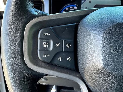 Used 2023 Ford Bronco Big Bend w/ Sasquatch Package image 23