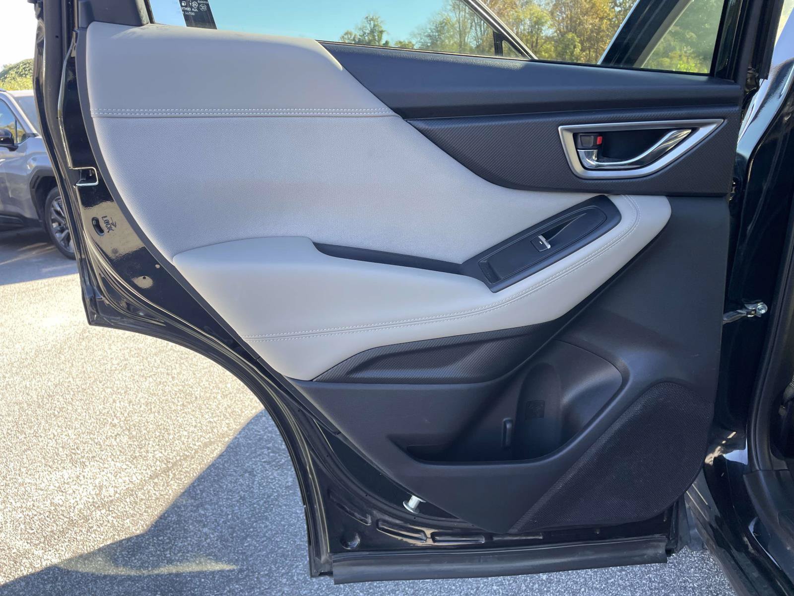Used 2019 Subaru Forester Premium AWD/4WD image 2