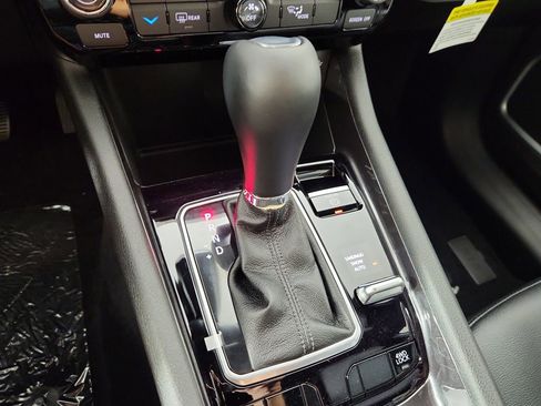 New 2025 Jeep Compass Latitude image 13