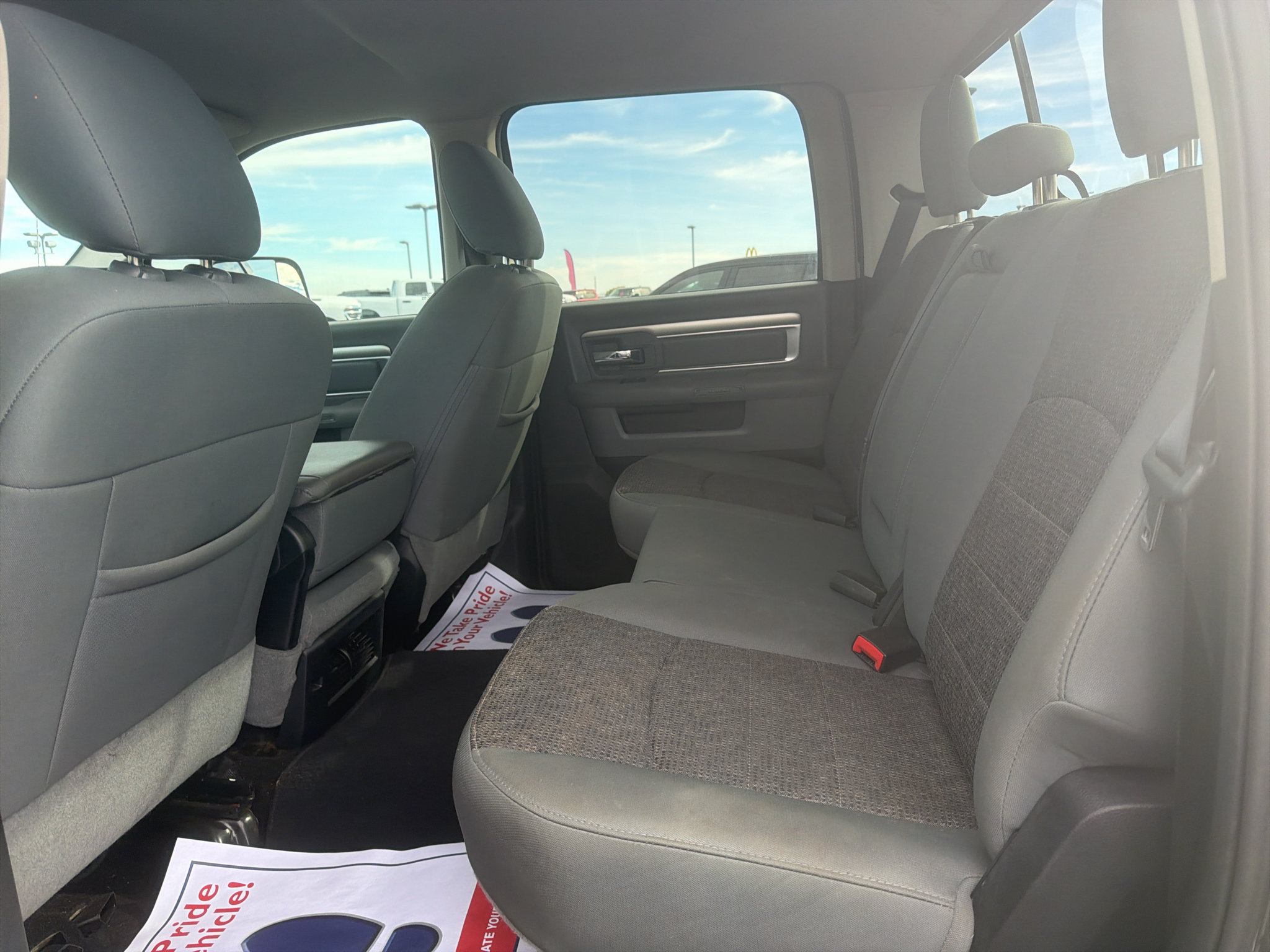 Used 2016 RAM 2500 SLT w/ Luxury Group AWD/4WD image 13