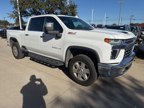 Certified 2022 Chevrolet Silverado 2500 LTZ image 2