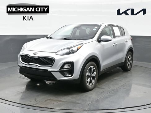 Used 2022 Kia Sportage LX image 1