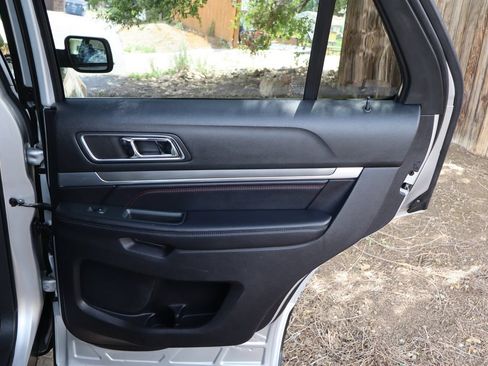 Used 2019 Ford Explorer Sport AWD/4WD image 28