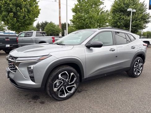 New 2026 Chevrolet Trax RS w/ Driver Confidence Package FWD image 1