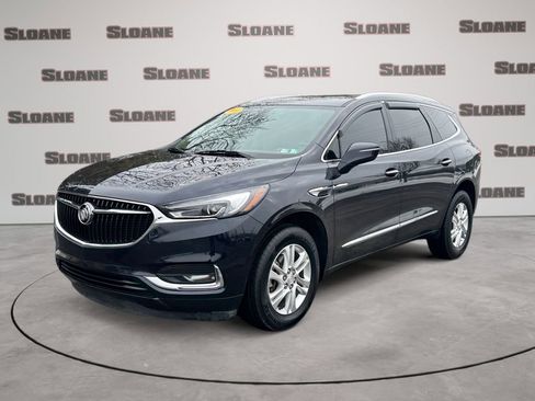 Used 2020 Buick Enclave Essence image 1