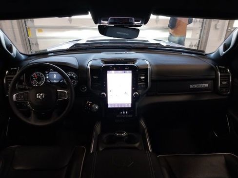 Used 2025 RAM 1500 Laramie w/ Sport Appearance Package image 13