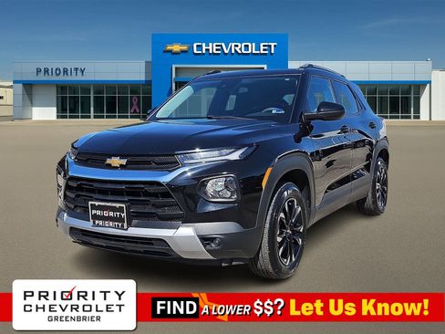 Certified 2022 Chevrolet TrailBlazer LT w/ Driver Confidence Package AWD/4WD image 1