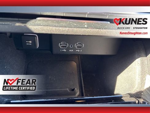 Used 2024 Jeep Wagoneer Series III AWD/4WD image 23