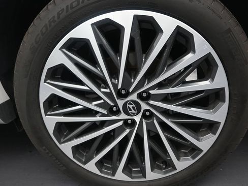 Used 2026 Hyundai Palisade Calligraphy FWD image 10