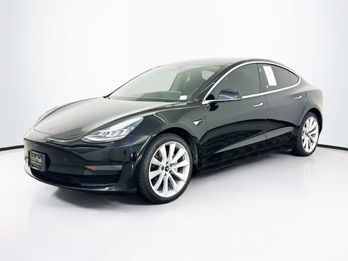Used 2019 Tesla Model 3 Long Range image 3