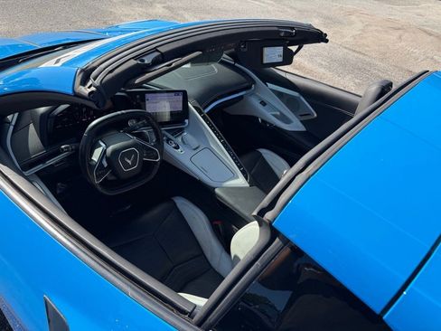 Used 2021 Chevrolet Corvette Stingray Preferred Cpe w/ Z51 Performance Package RWD image 20