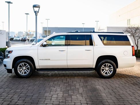 Used 2019 Chevrolet Suburban LT image 12