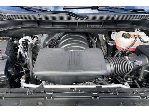 Used 2025 Chevrolet Tahoe Premier image 11