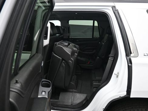 Used 2019 Chevrolet Tahoe LT w/ Luxury Package AWD/4WD image 33