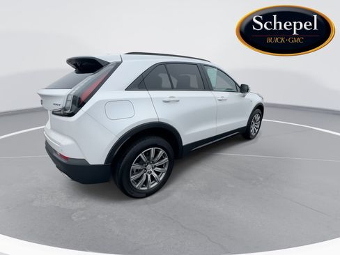 Used 2023 Cadillac XT4 Sport w/ Cold Weather Package image 8