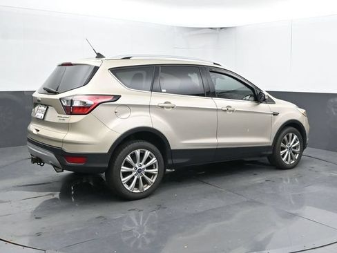 Used 2018 Ford Escape Titanium AWD/4WD image 2