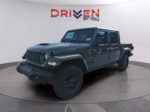 New 2025 Jeep Gladiator Sport image 16