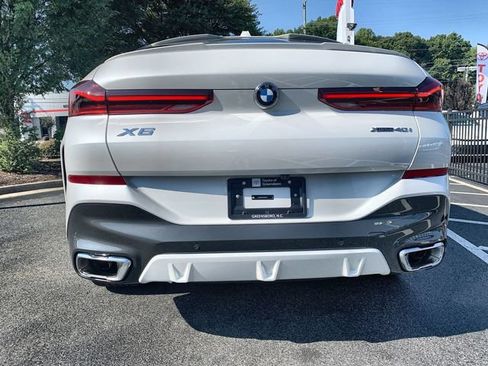 Used 2026 BMW X6 xDrive40i w/ Executive Package AWD/4WD image 7