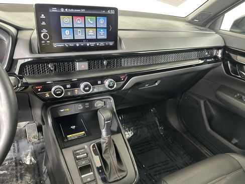 Used 2025 Honda CR-V Sport Touring image 4