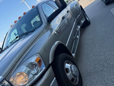 Used 2008 Dodge Ram 3500 Truck SLT w/ Popular Equipment Group AWD/4WD image 2