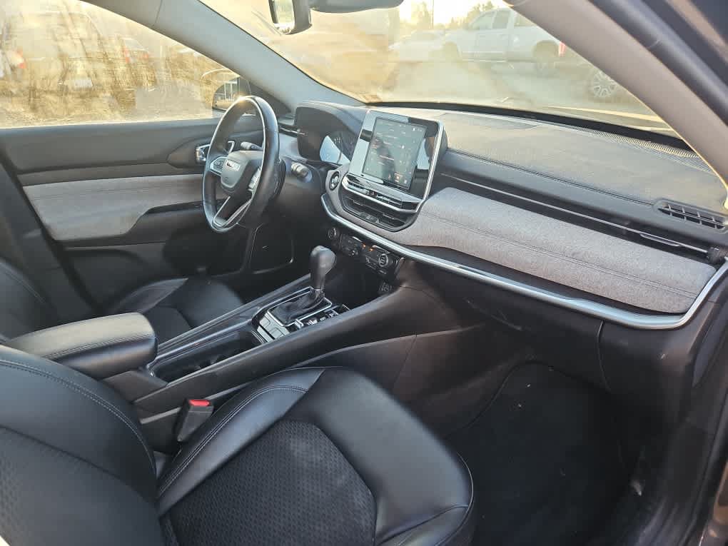 Used 2022 Jeep Compass Latitude w/ Convenience Group AWD/4WD image 13
