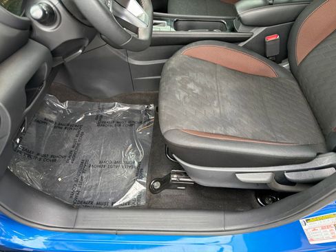 Certified 2023 Nissan Kicks SR FWD image 18