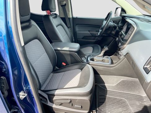 Used 2019 Chevrolet Colorado Z71 AWD/4WD image 26